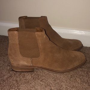 Dolce Vita Suede Chelsea Boots